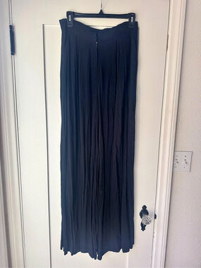 Heidi Merrick Pleated thin dress trousers in Black Size 6